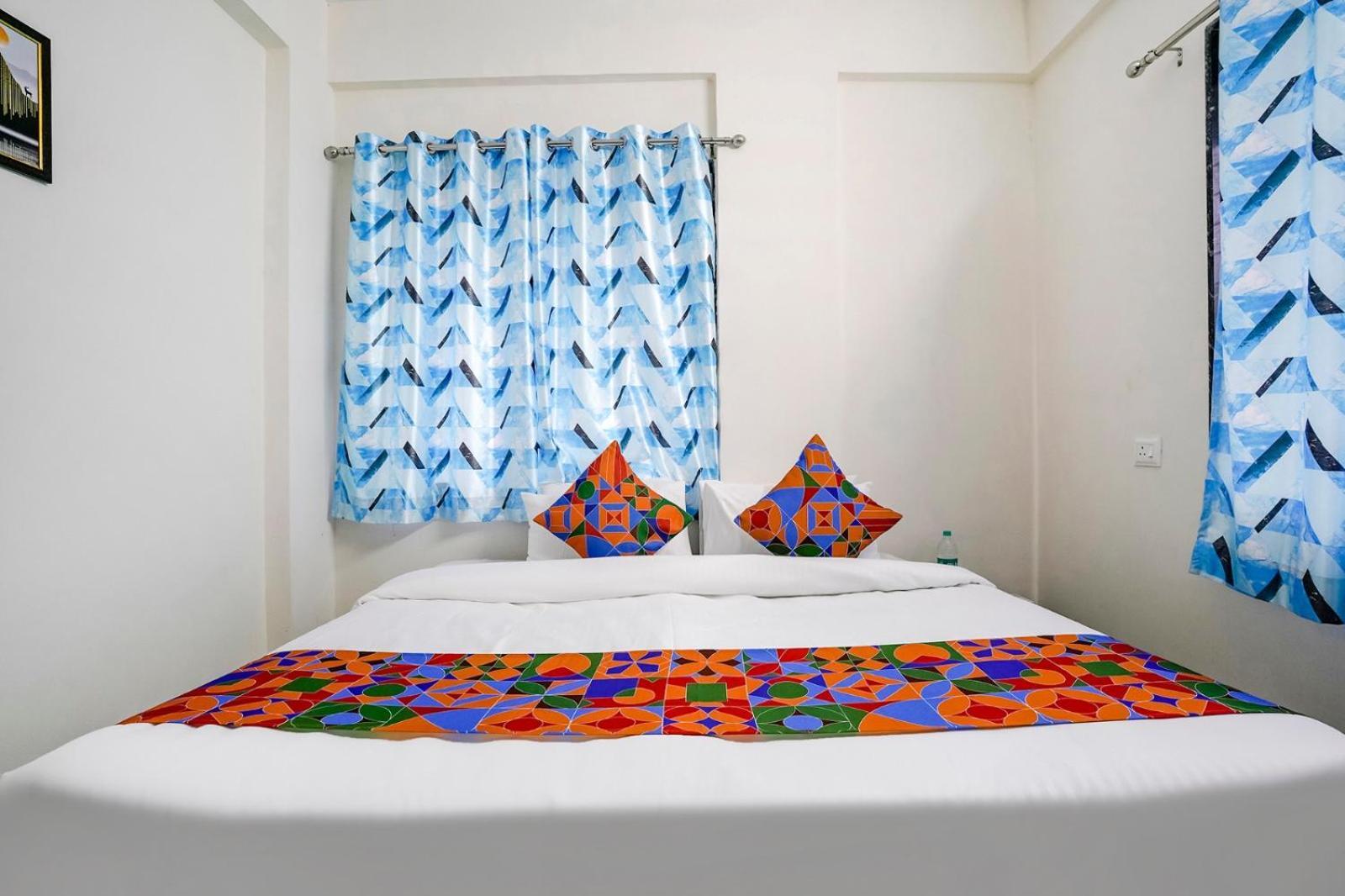 Hotel Comfort Caves ناسيك المظهر الخارجي الصورة