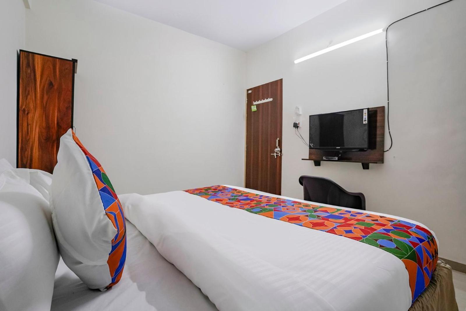 Hotel Comfort Caves ناسيك المظهر الخارجي الصورة